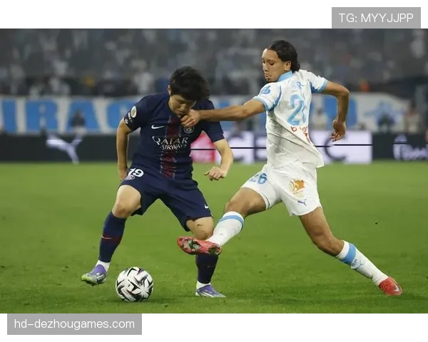 法国职业足球联盟投票通过新议案，下赛季起法甲替补席人数增至12人